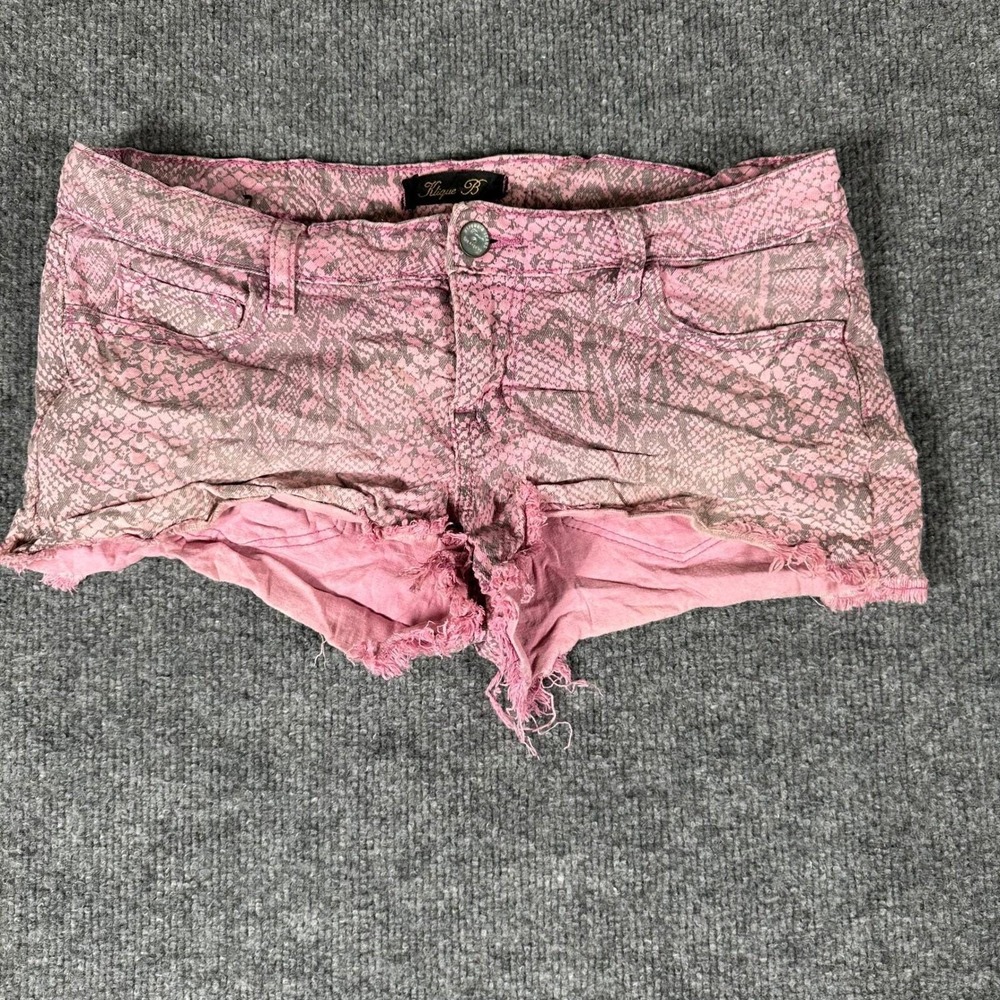 Klique B Shorts Womens Size M Pink Snakeskin Animal Print Raw Hem Cutoff Denim